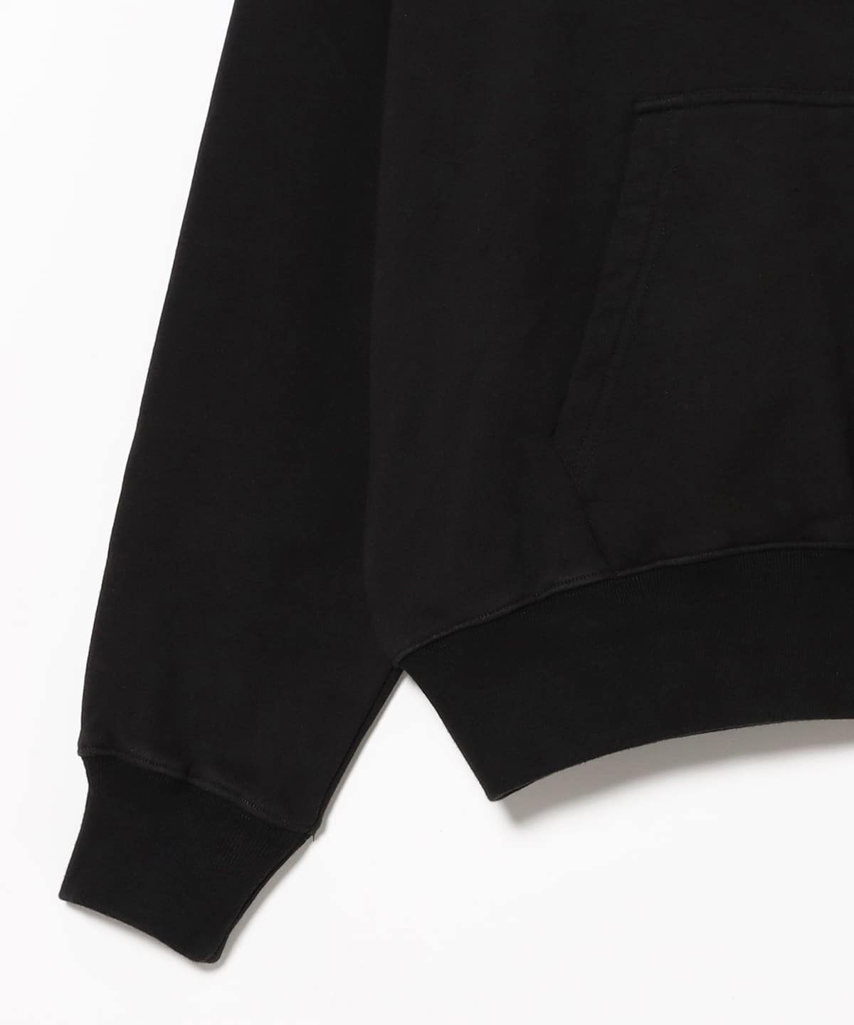 BEAMS T（ビームスT）BOILER ROOM / Holy Techno Hood Black（トップス