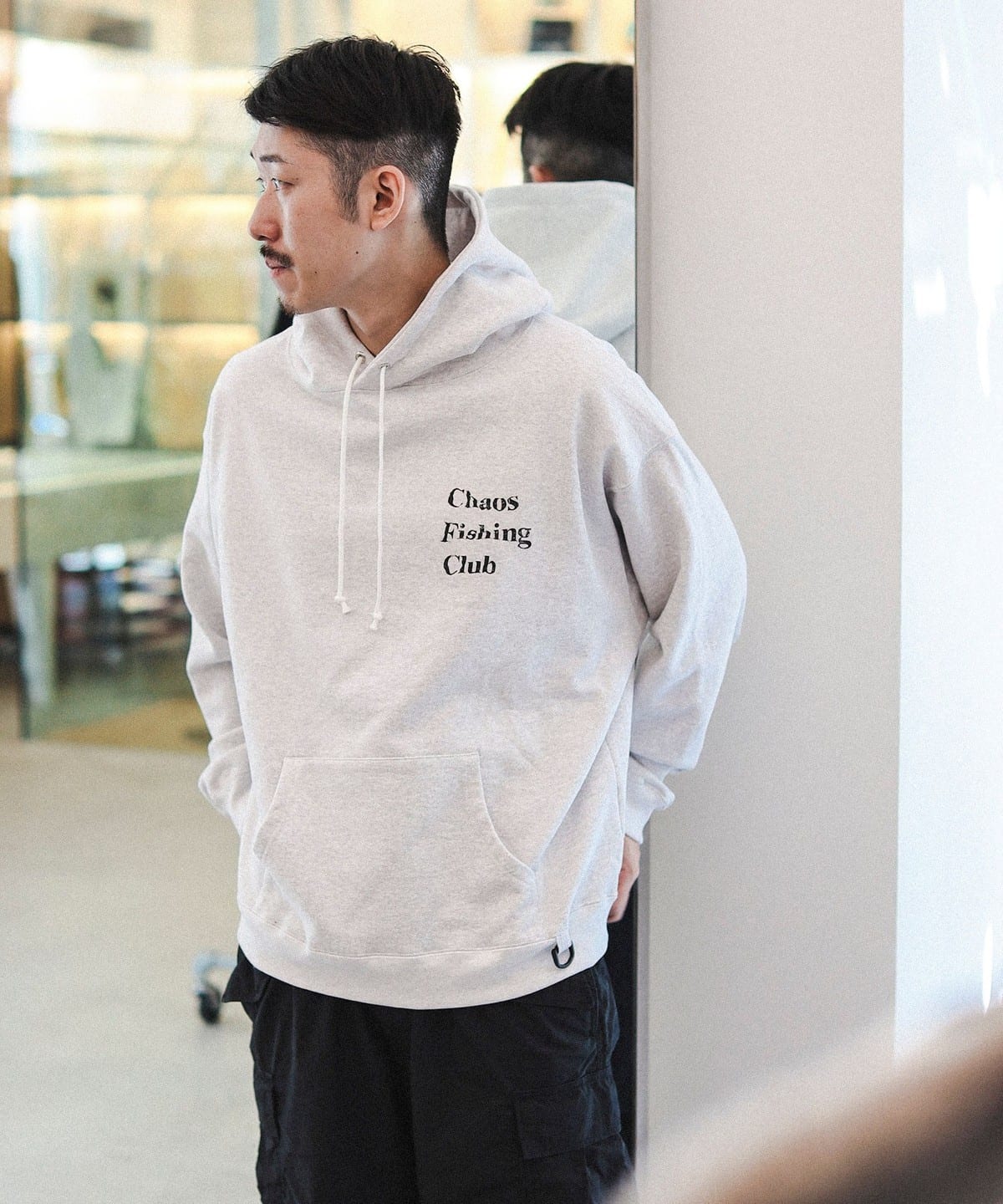 BEAMS T（ビームスT）Chaos Fishing Club / LOGO HOODIE（トップス パーカー）通販｜BEAMS