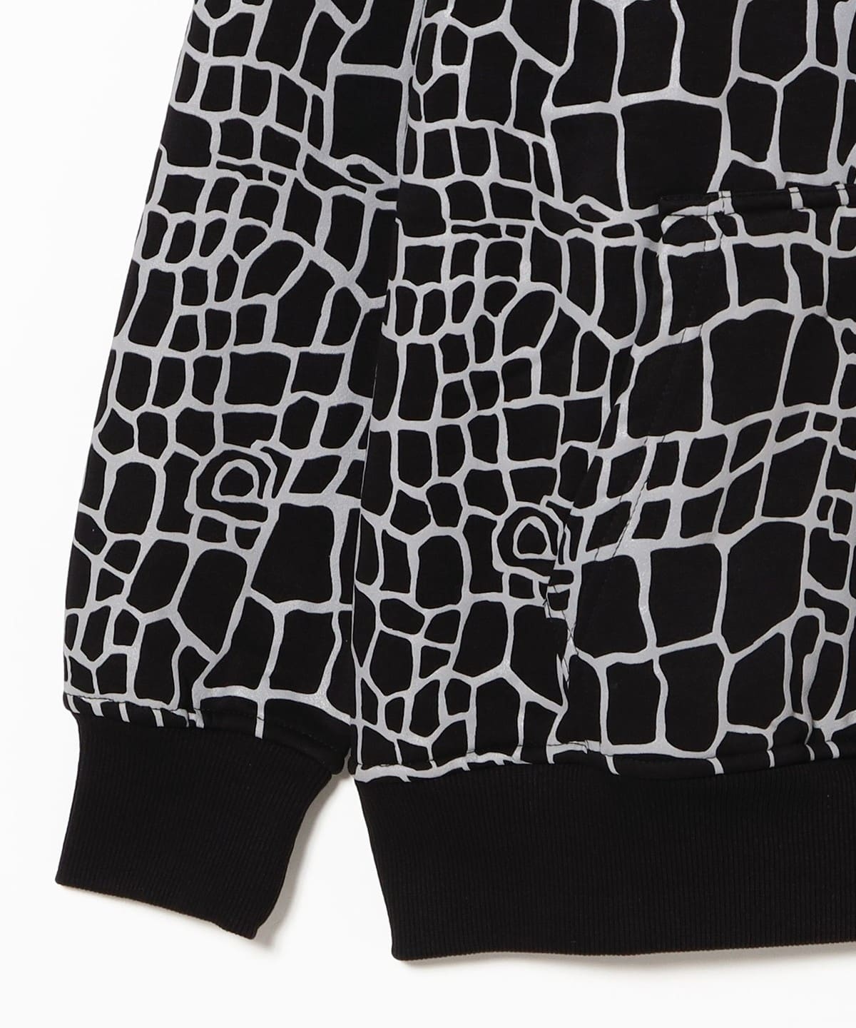 BEAMS T（ビームスT）always / croc print Hoodie（トップス パーカー