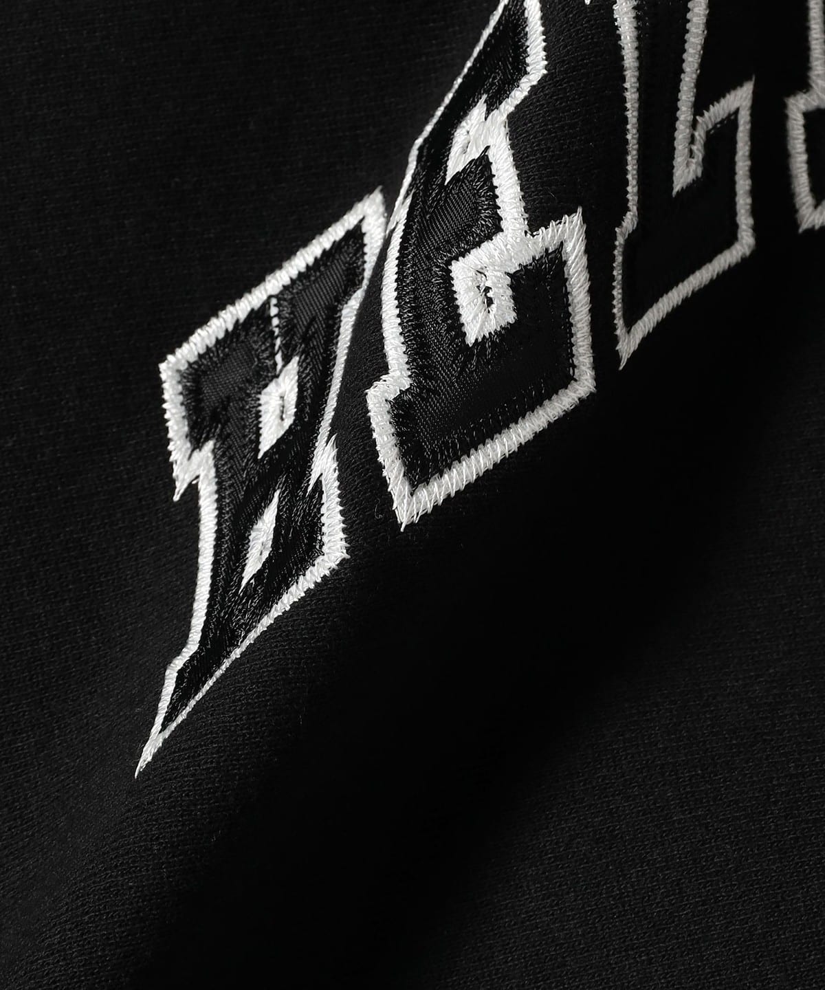 BEAMS T（ビームスT）HELLRAZOR / ARCH LOGO FULL ZIP HOODIE 