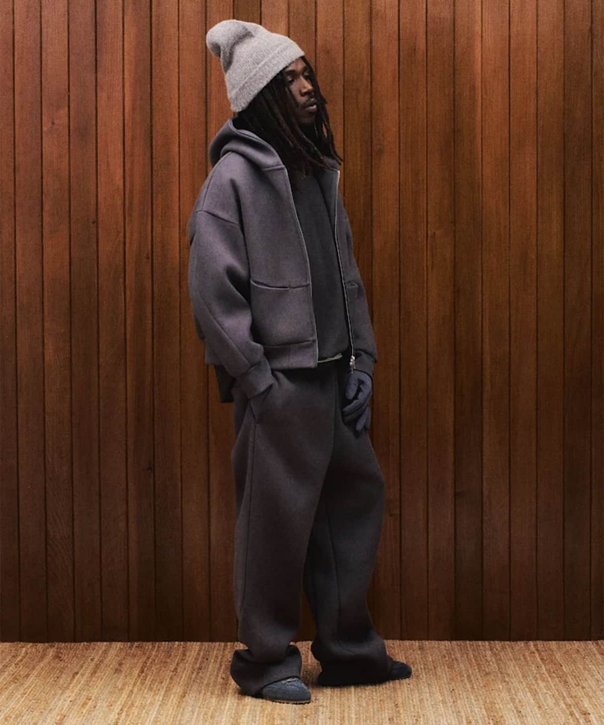 BEAMS T（ビームスT）【別注】Seventh / UTILITY V2 ZIPPED HOODIE