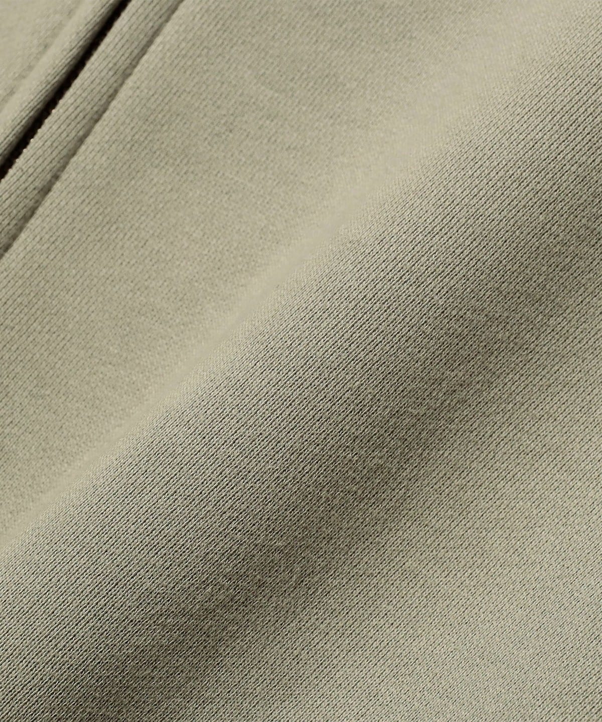BEAMS T（ビームスT）【別注】Seventh / UTILITY V2 ZIPPED HOODIE