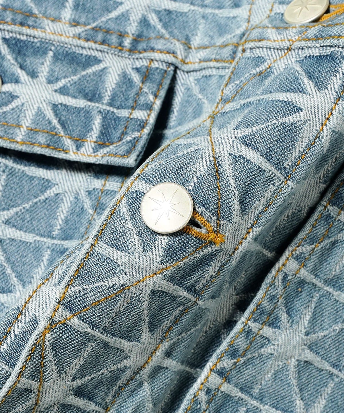 BEAMS T（ビームスT）BoTT / Sparkle Monogram Denim Jacket