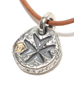 【EXCLUSIVE】 ▲Hammered メダリオン ペンダント with Stamp and 18k Gold Overlay