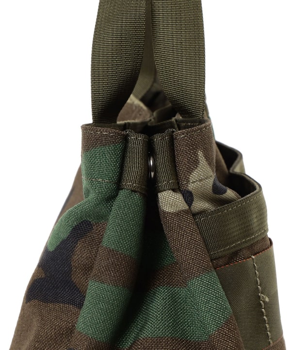【別注】BRIEFING / WOODLAND CAMOUFLAGE カートバッグ