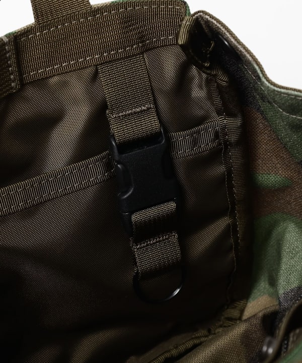 【別注】BRIEFING / WOODLAND CAMOUFLAGE カートバッグ