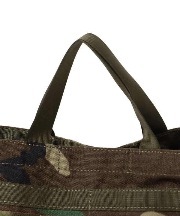 【別注】BRIEFING / WOODLAND CAMOUFLAGE カートバッグ