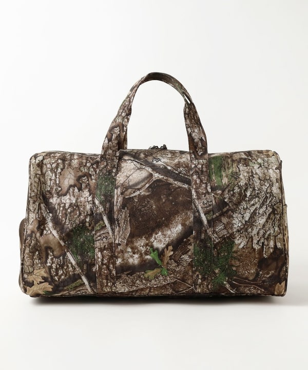 Herschel Supply / Real Tree ダッフル バッグ