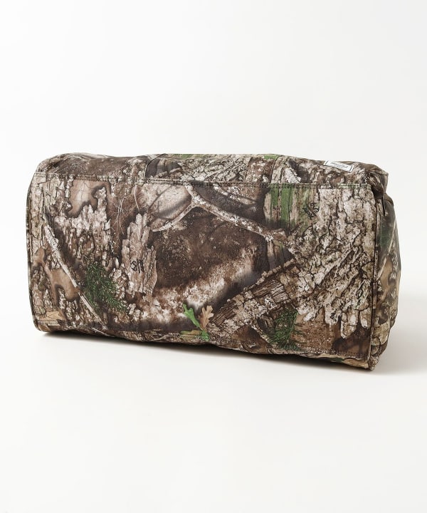 Herschel Supply / Real Tree ダッフル バッグ