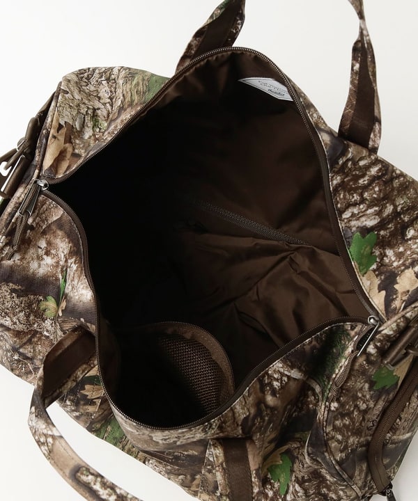 Herschel Supply / Real Tree ダッフル バッグ