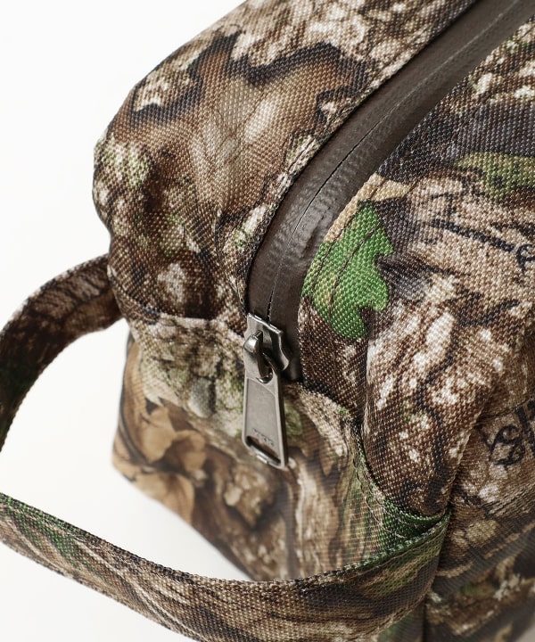 Herschel Supply / Real Tree トラベルキット ポーチ