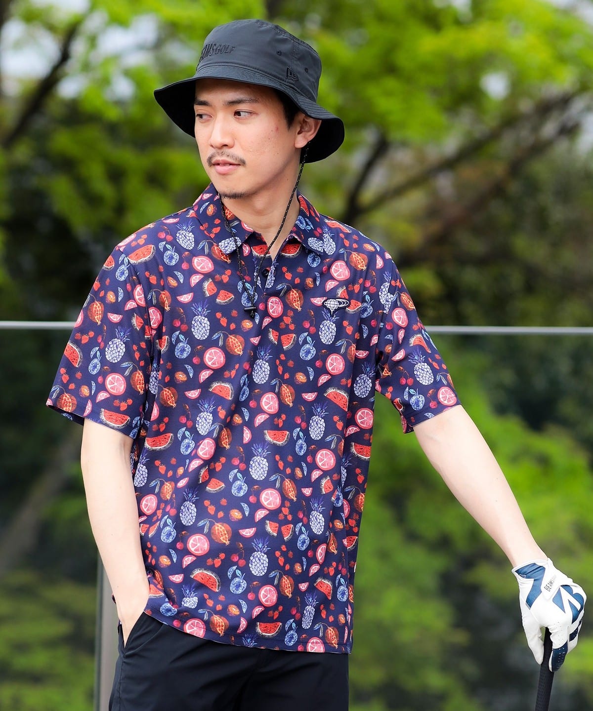〈MEN〉ORANGE LABEL / 別注リバティ 総柄プリント ポロシャツ シャツ・ブラウス MEN NAVY M 〈MEN〉ORANGE LABEL / 別注リバティ 総柄プリント ポロシャツ シャツ・ブラウス MEN NAVY M