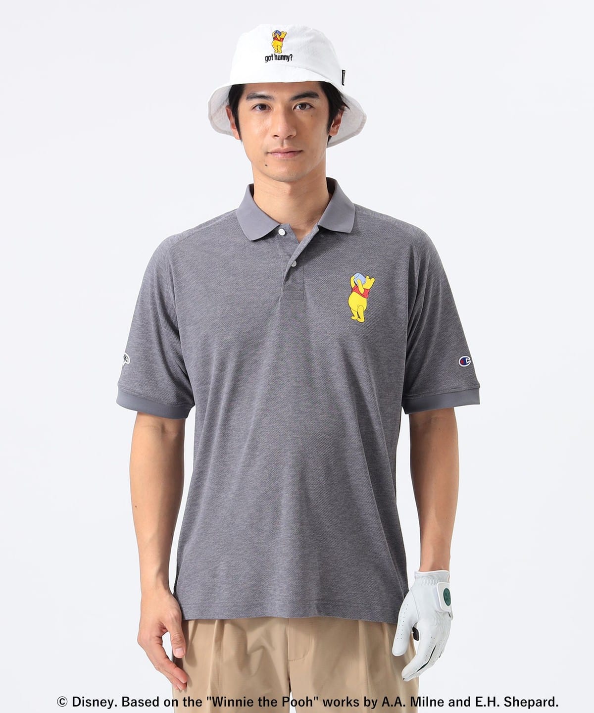 〈MEN〉【別注】Champion チャンピオン / Disney / Winnie-the-Pooh ポロシャツ. シャツ・ブラウス MEN CHARCOAL. G L 〈MEN〉【別注】Champion チャンピオン / Disney / Winnie-the-Pooh ポロシャツ. シャツ・ブラウス MEN CHARCOAL. G L