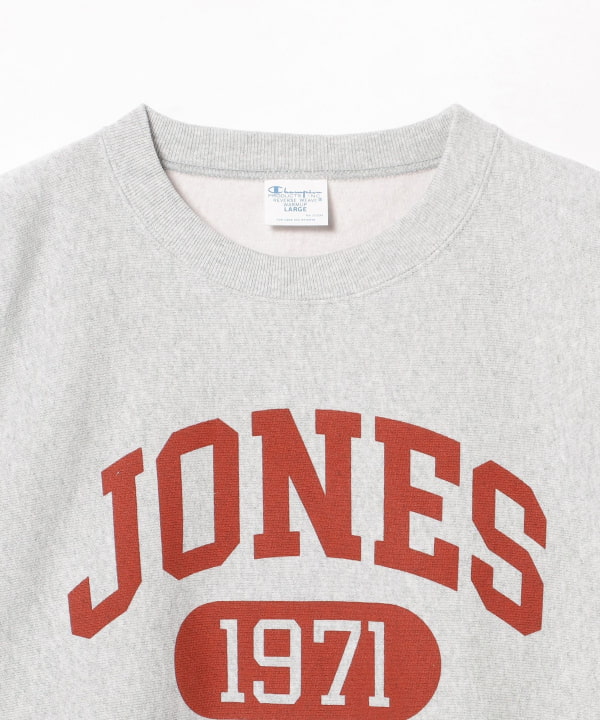 〈MEN〉【別注】JONES Sports × Champion / リバースウィーブ(R) クルーネック スウェットシャツ
