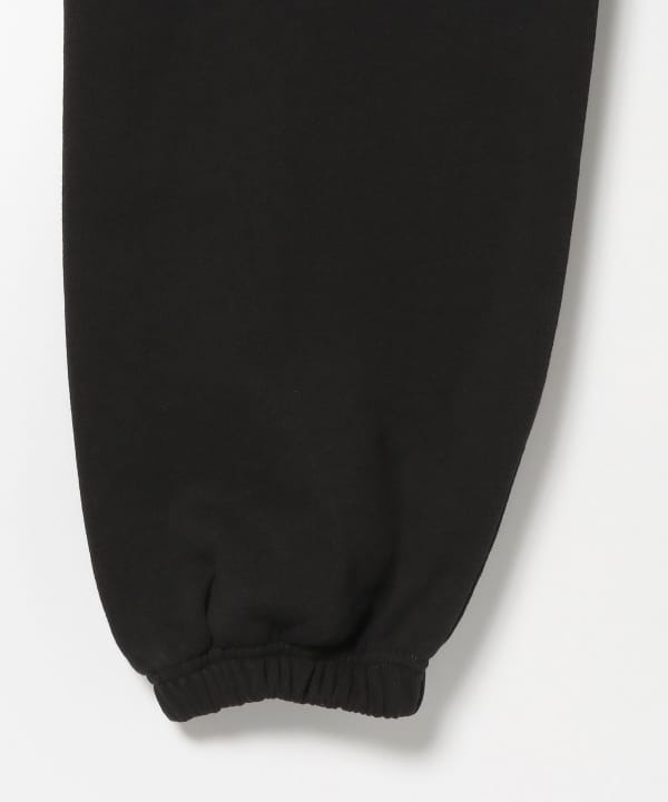 ♦️即完売・貴重商品‼️♦️ ANTi COUNTRY CLUB TOKYOスウェット ANTi COUNTRY CLUB TOKYO（アンタイカントリークラブトーキョー