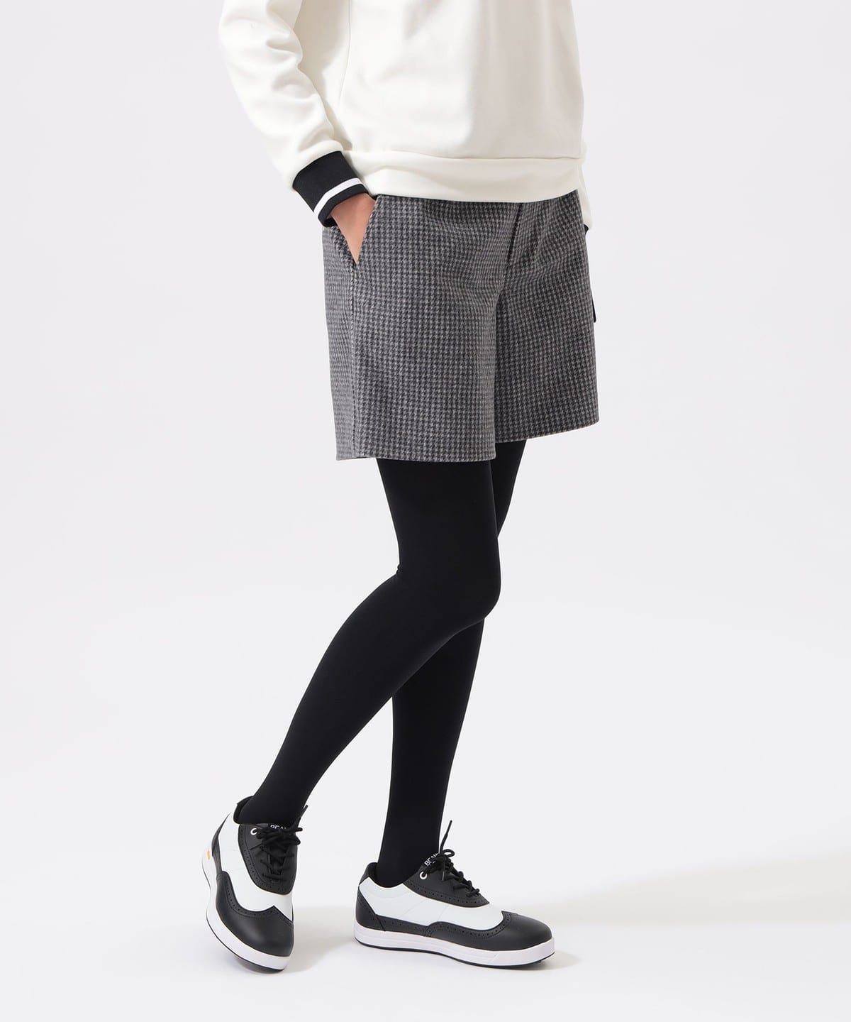 ORANGE LABEL / 千鳥柄 ショートパンツ． パンツ WOMEN CHARCOAL. GRAY M