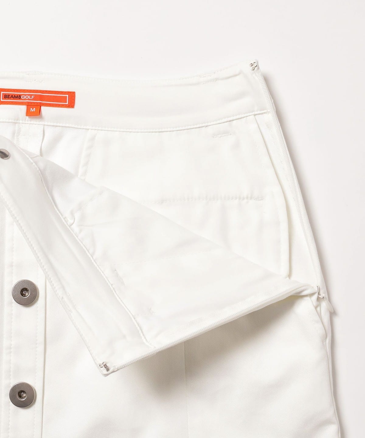BEAMS GOLF（ビームス ゴルフ）ORANGE LABEL / フロント ボタン