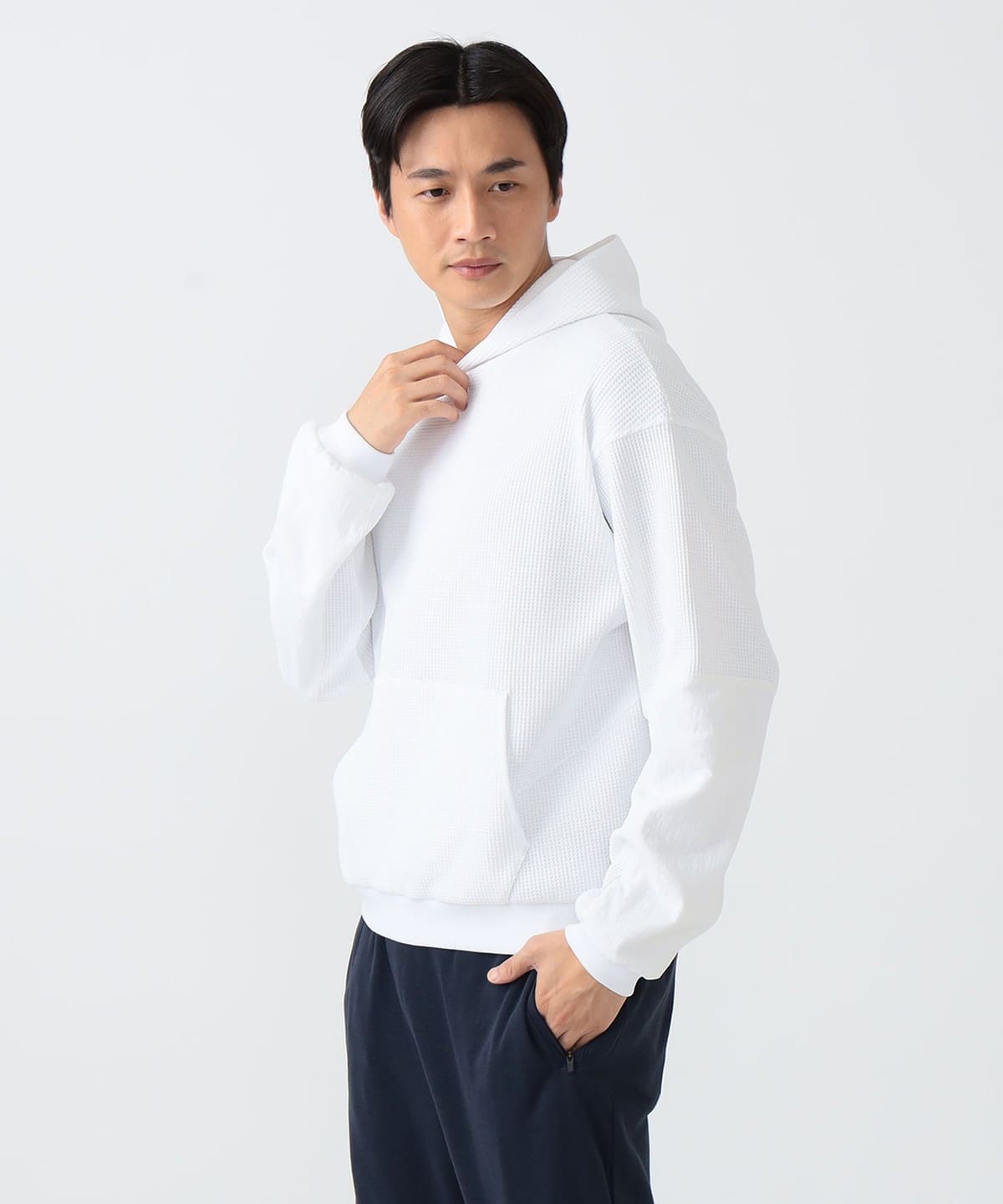 美品 BEAMS GOLF ワッフル スウェット ホワイトロゴ刺繍 ゴルフウェア BEAMS GOLF（ビームス ゴルフ） トレーナー スウェット 「UVカット