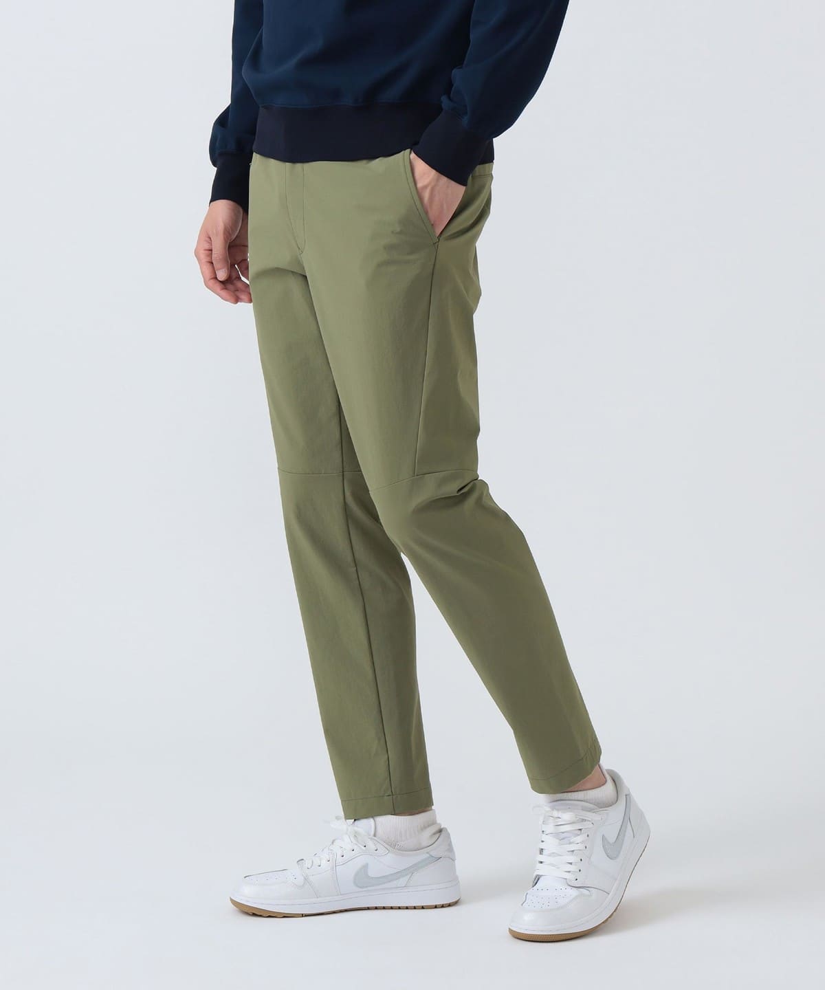 ビームスゴルフグレー ストレートパンツ 刺繍ロゴ付き　春夏 BEAMS GOLF（ビームス ゴルフ）PURPLE LABEL / コーデュラ（R