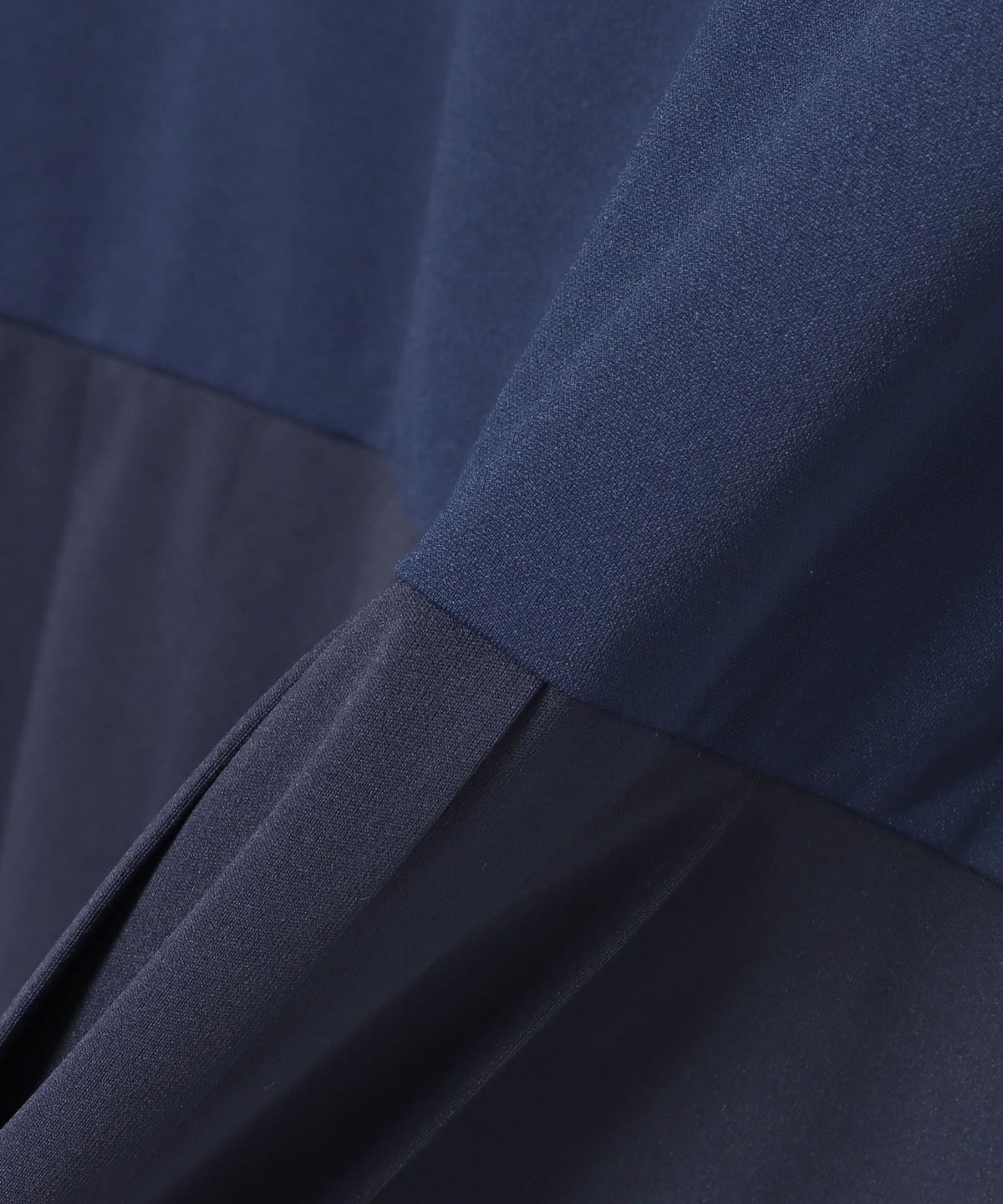 BEAMS GOLF（ビームス ゴルフ）PURPLE LABEL / バックプリーツ
