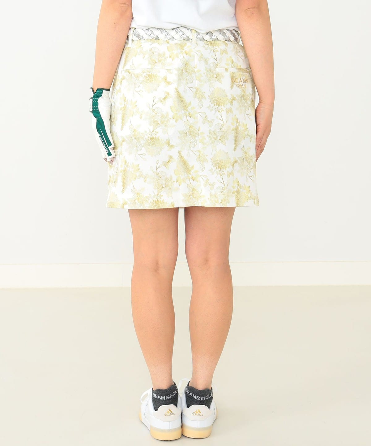 【新品】ビームスゴルフ　スカート　フラワーロゴ ホワイト　M 新品】ビームスゴルフ スカート フラワーロゴ ホワイト M 新品