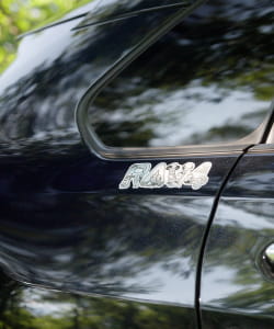 来夢来人(天久聖一) for TOYOTA RAV4 / BE AT TOKYOプロデュース  車体用スペシャルステッカー