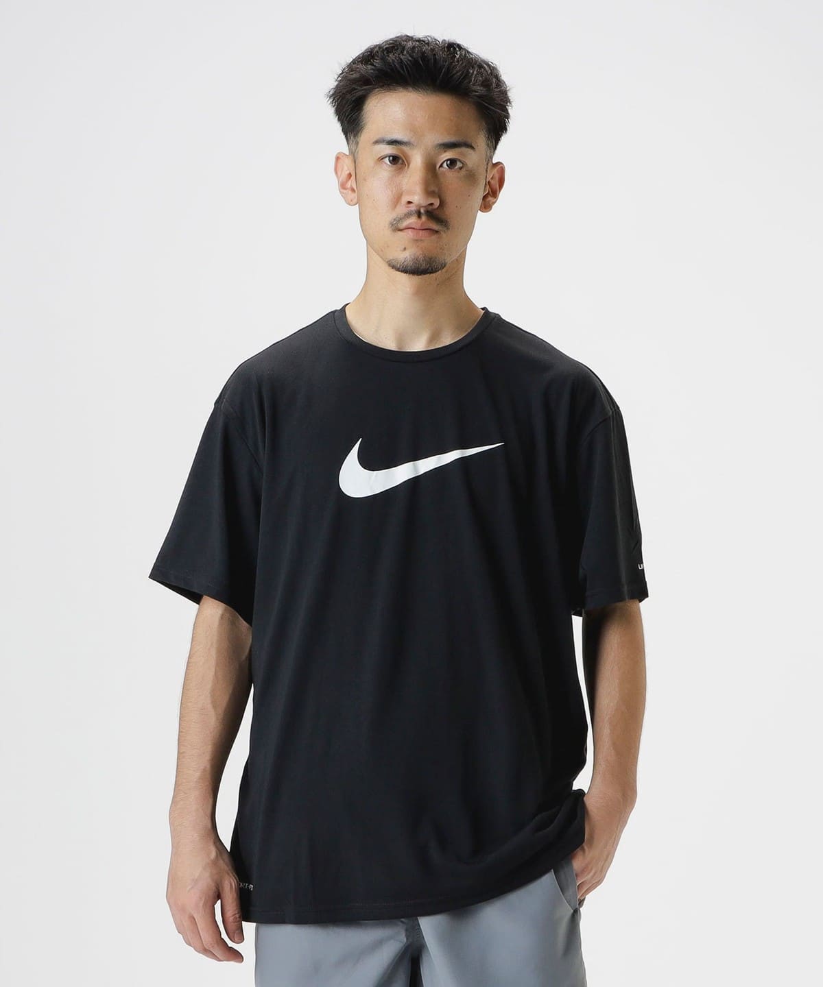 NIKE ナイキ / ハイドロガード Tシャツ・カットソー MEN ブラック S NIKE ナイキ / ハイドロガード Tシャツ・カットソー MEN ブラック S