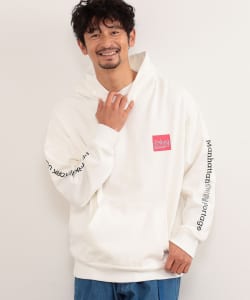 Manhattan Portage / 袖ロゴ プリント プルオーバーパーカー