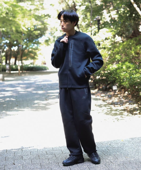 毎年大人気の【NIKE】のテックフリース パンツ｜ビームス 恵比寿