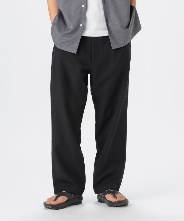 【極美品】BEAMS PLUS 1タック テーパード トラウザーズ パンツ M 極美品】BEAMS PLUS 1タック テーパード トラウザーズ パンツ M