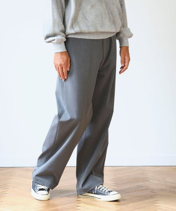 BEAMS グレー ワイドスラックス S クラシックなグレースラックス＜BERNARD ZINS＞｜ビームスF