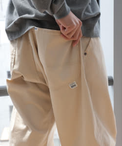 Lee x B:MING by BEAMS / 別注 FLeeasy ギャバジン イージーパンツ