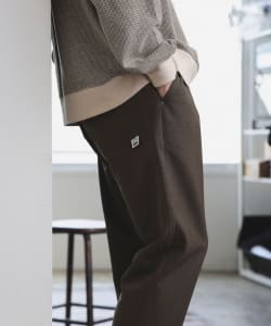▲ Lee x B:MING by BEAMS / 別注 FLeeasy ウールライク ナロー パンツ