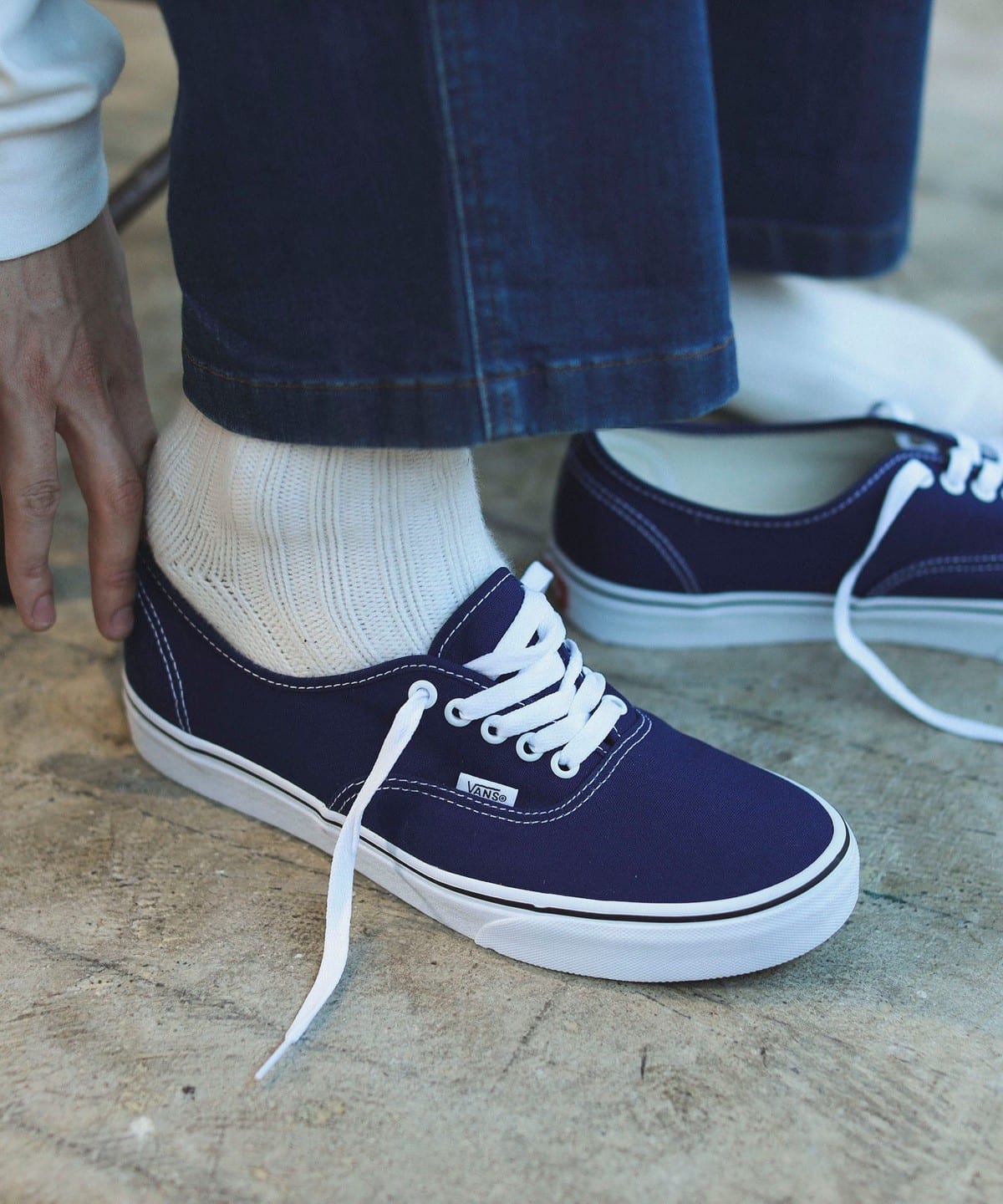 Vans beige hotsell and blue