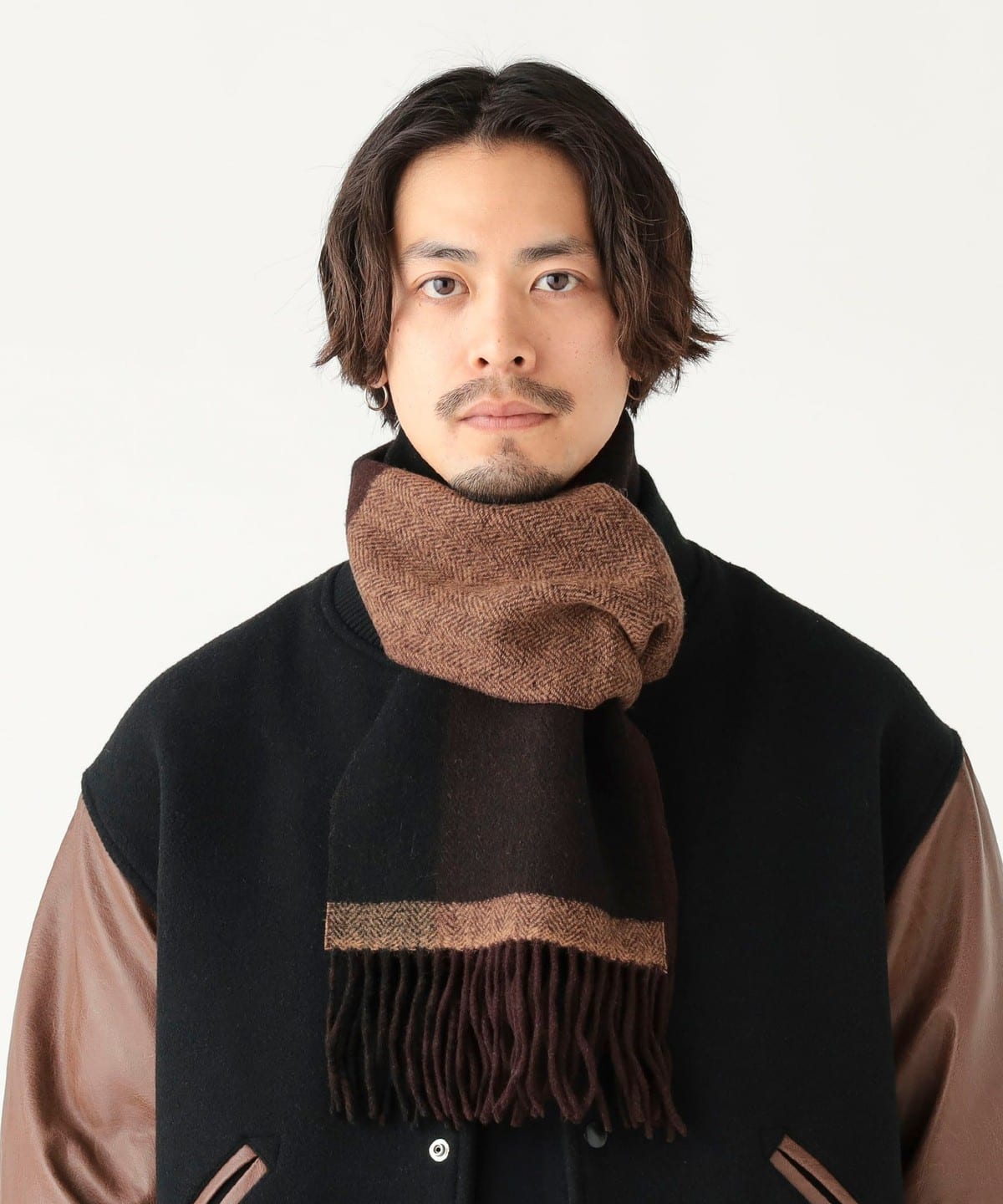 【値下げ交渉⭕️】LOEWEリバーシブル マフラー ブラウン ブラック ソフトタッチボリュームロングリバーシブルマフラー | Lui's(ルイス