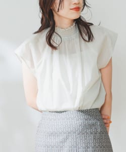 B:MING by BEAMS / シャーリング フレンチ ブラウス