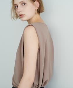 B:MING by BEAMS / ポンチ タックノースリーブ プルオーバー 19AW-P