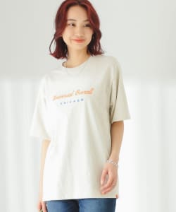 ▲ UNIVERSAL OVERALL / CURSIVE ロゴTシャツ