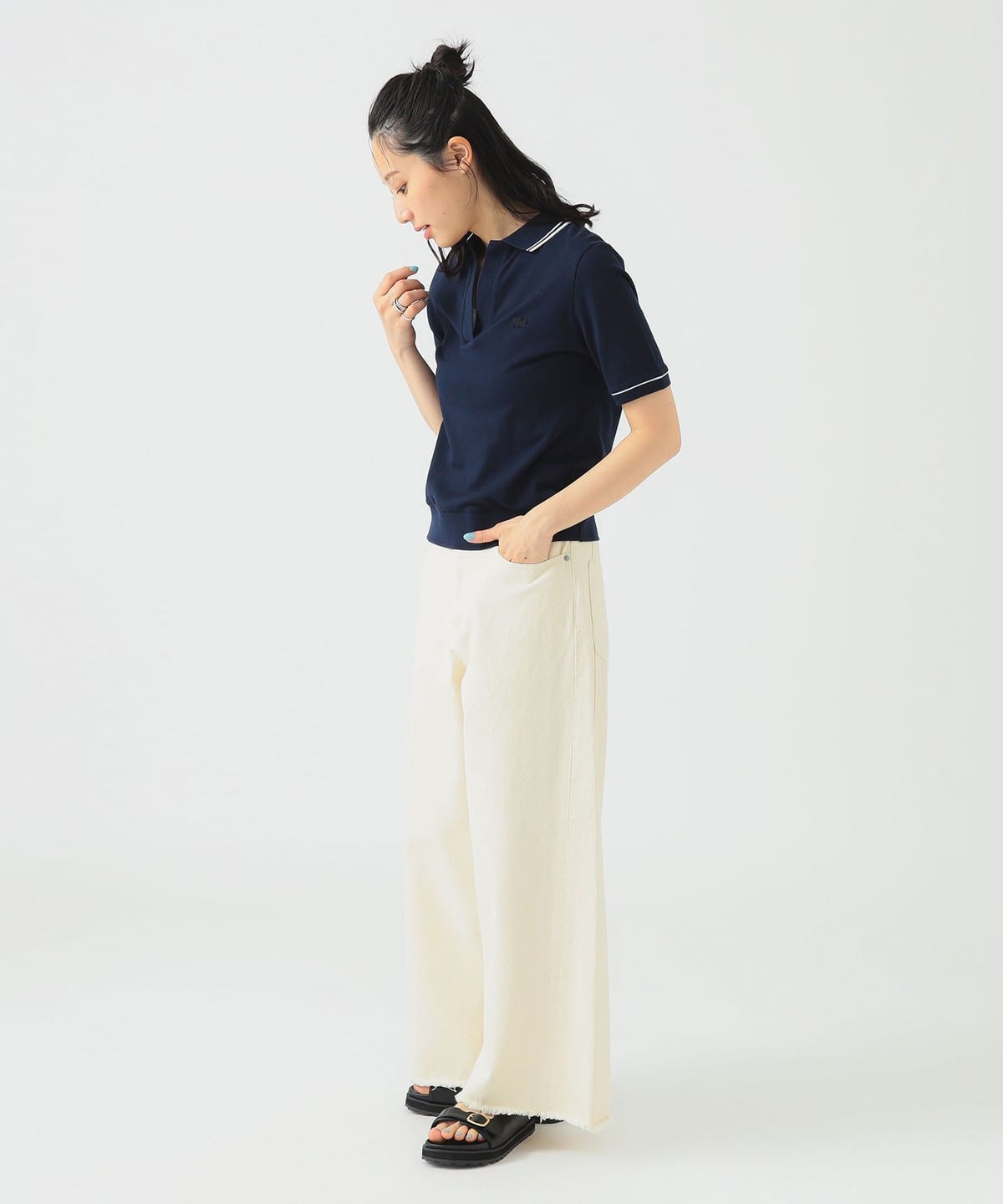 B:MING by BEAMS（ビーミング by ビームス）LACOSTE / Vネック