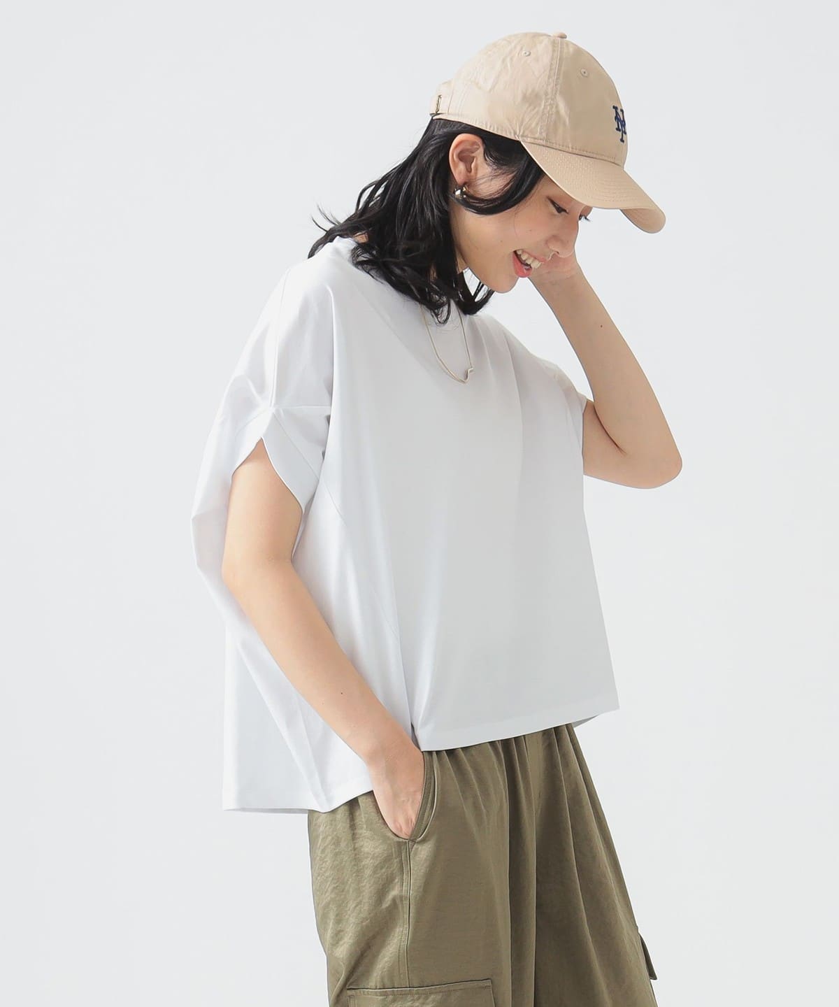 シルケット フォルム プルオーバー Tシャツ・カットソー WOMEN OFF WHITE ONE SIZE シルケット フォルム プルオーバー Tシャツ・カットソー WOMEN OFF WHITE ONE SIZE