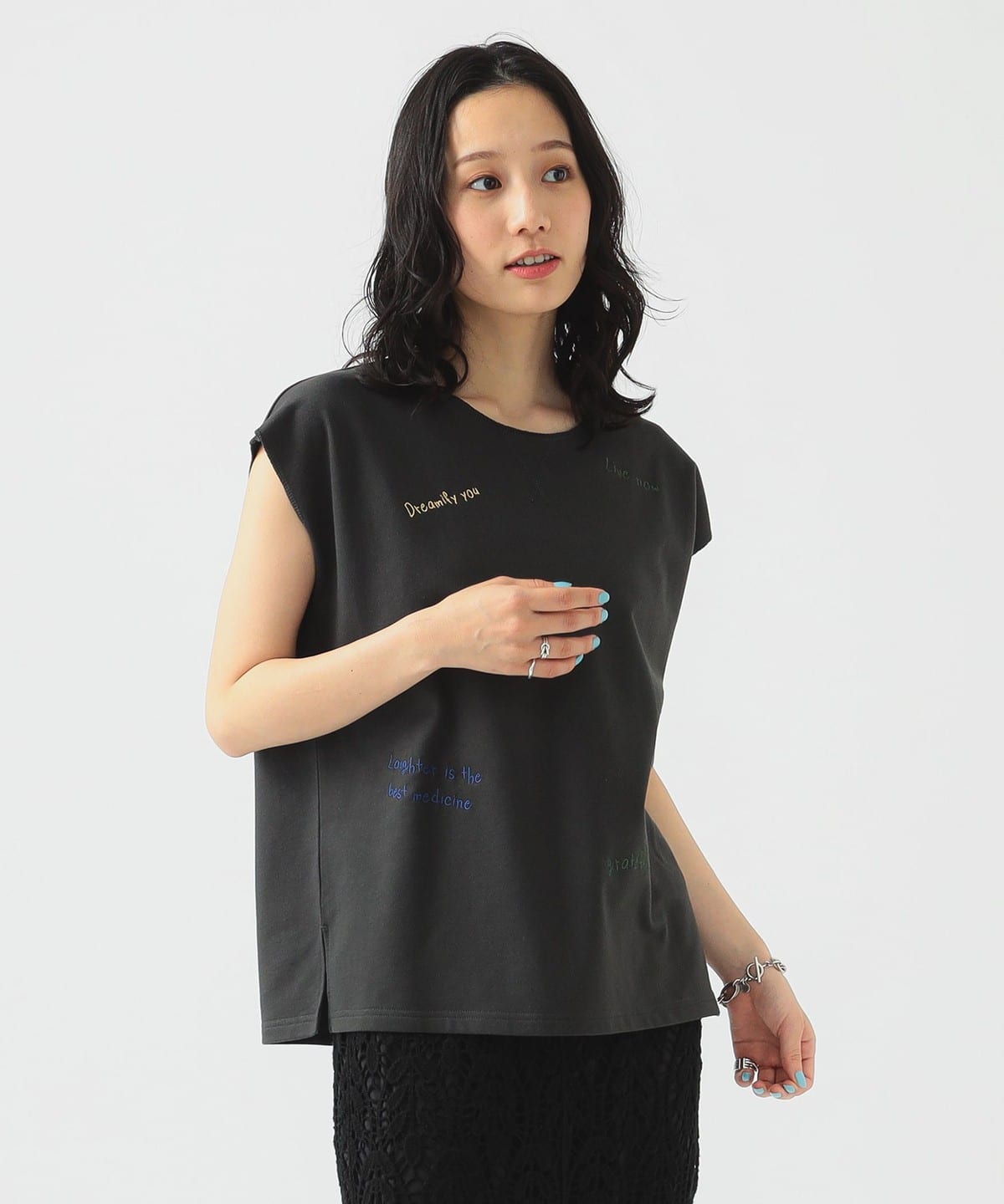 ロゴ ノースリーブ プルオーバー Tシャツ・カットソー WOMEN CHARCORL GREY ONE SIZE ロゴ ノースリーブ プルオーバー Tシャツ・カットソー WOMEN CHARCORL GREY ONE SIZE