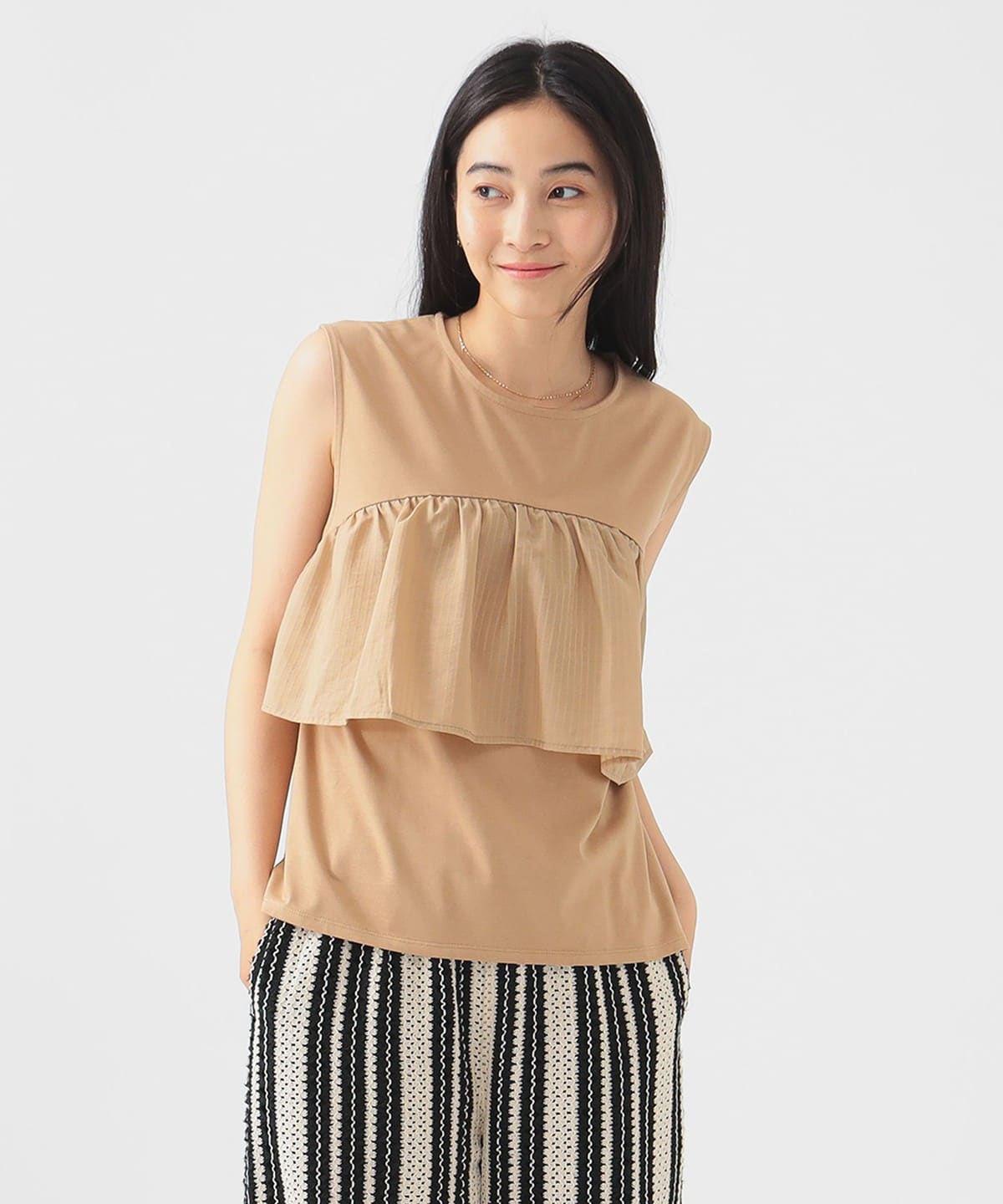 異素材 フリル トップス Tシャツ・カットソー WOMEN BEIGE ONE SIZE 異素材 フリル トップス Tシャツ・カットソー WOMEN BEIGE ONE SIZE