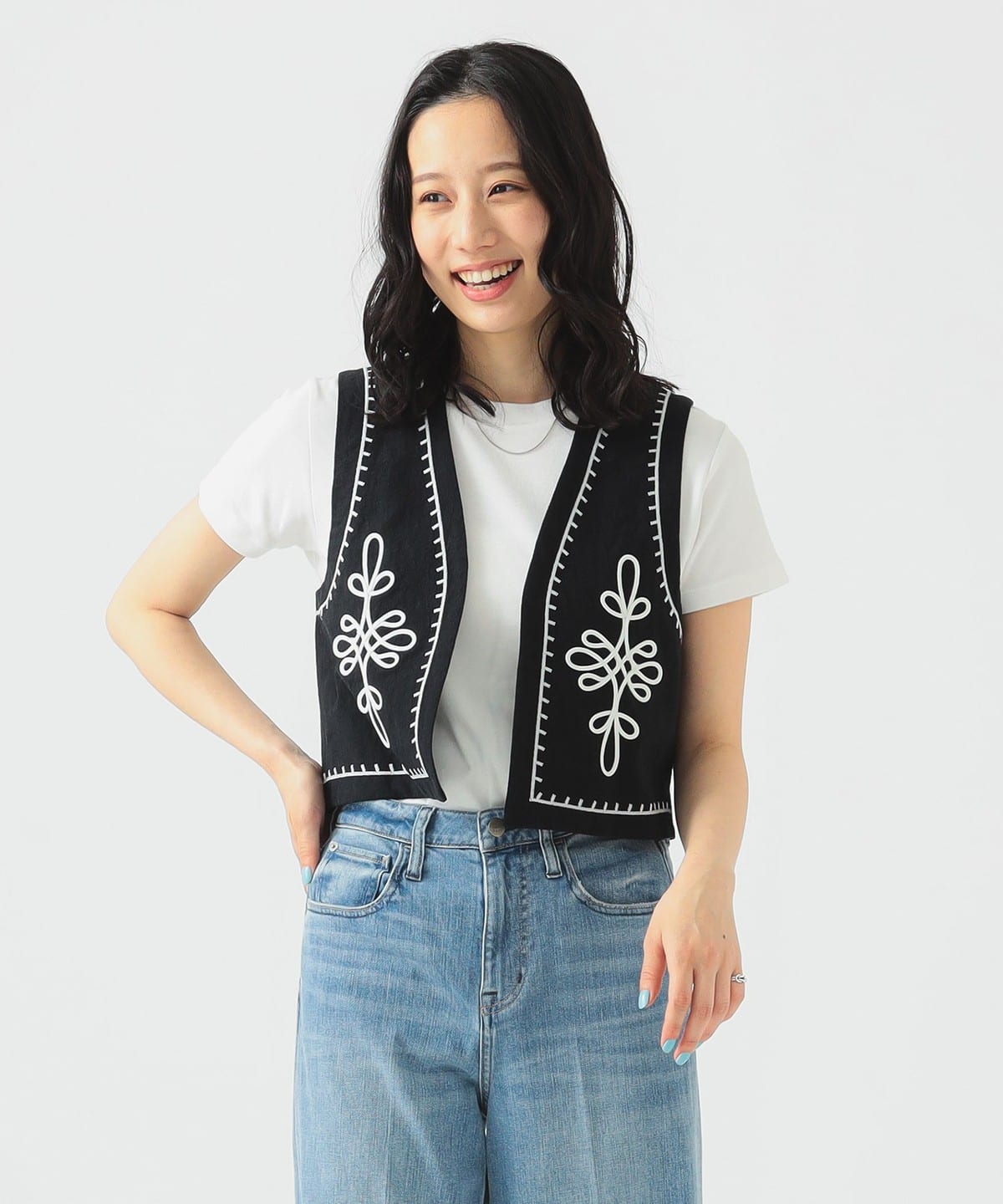 B:MING by BEAMS（ビーミング by ビームス）コード 刺繍 ベスト