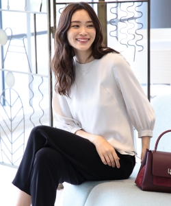 【洗える】B:MING by BEAMS / アクセ付き袖ボリューム ブラウス 18AW-P