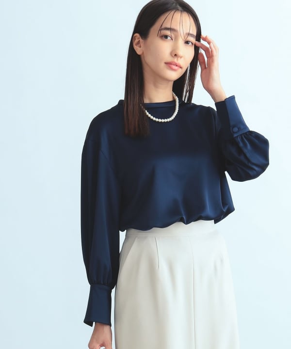 新品」Balmain(バルマン) PBシグネチャー サテンブラウス 新品」Balmain(バルマン) PBシグネチャー サテンブラウス