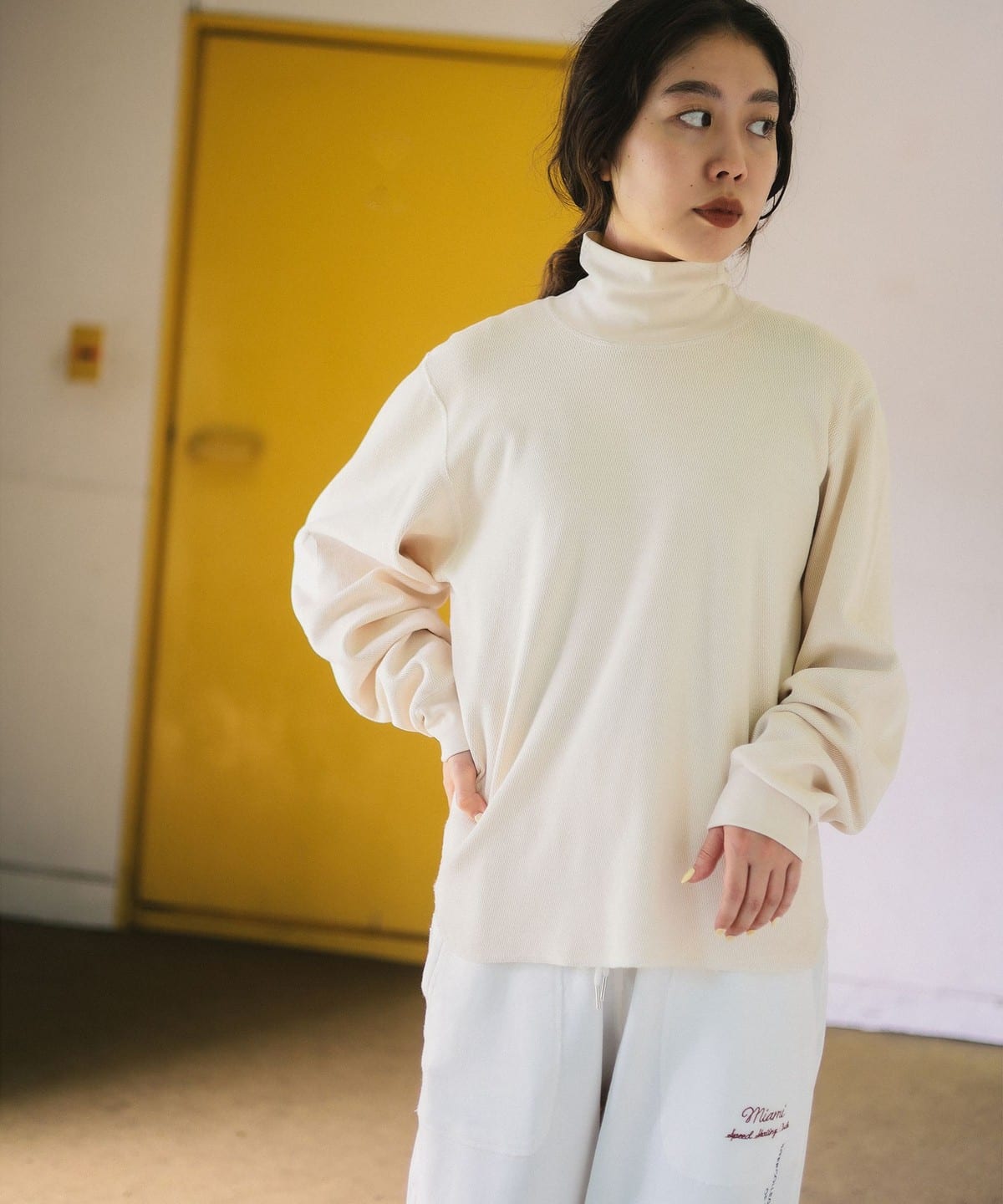 ambiance / Thermal Turtle Neck Tee Tシャツ・カットソー WOMEN NATURAL ONE SIZE ambiance / Thermal Turtle Neck Tee Tシャツ・カットソー WOMEN NATURAL ONE SIZE