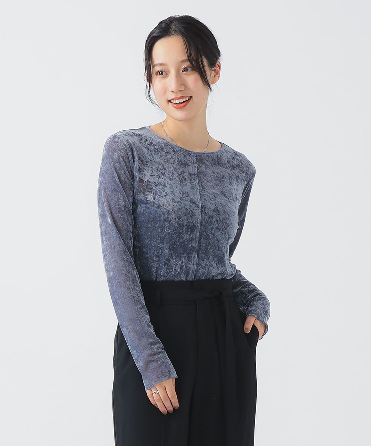 シアー ベロア ロングスリーブ Tシャツ Tシャツ・カットソー WOMEN GREYISH BLUE ONE SIZE シアー ベロア ロングスリーブ Tシャツ Tシャツ・カットソー WOMEN GREYISH BLUE ONE SIZE