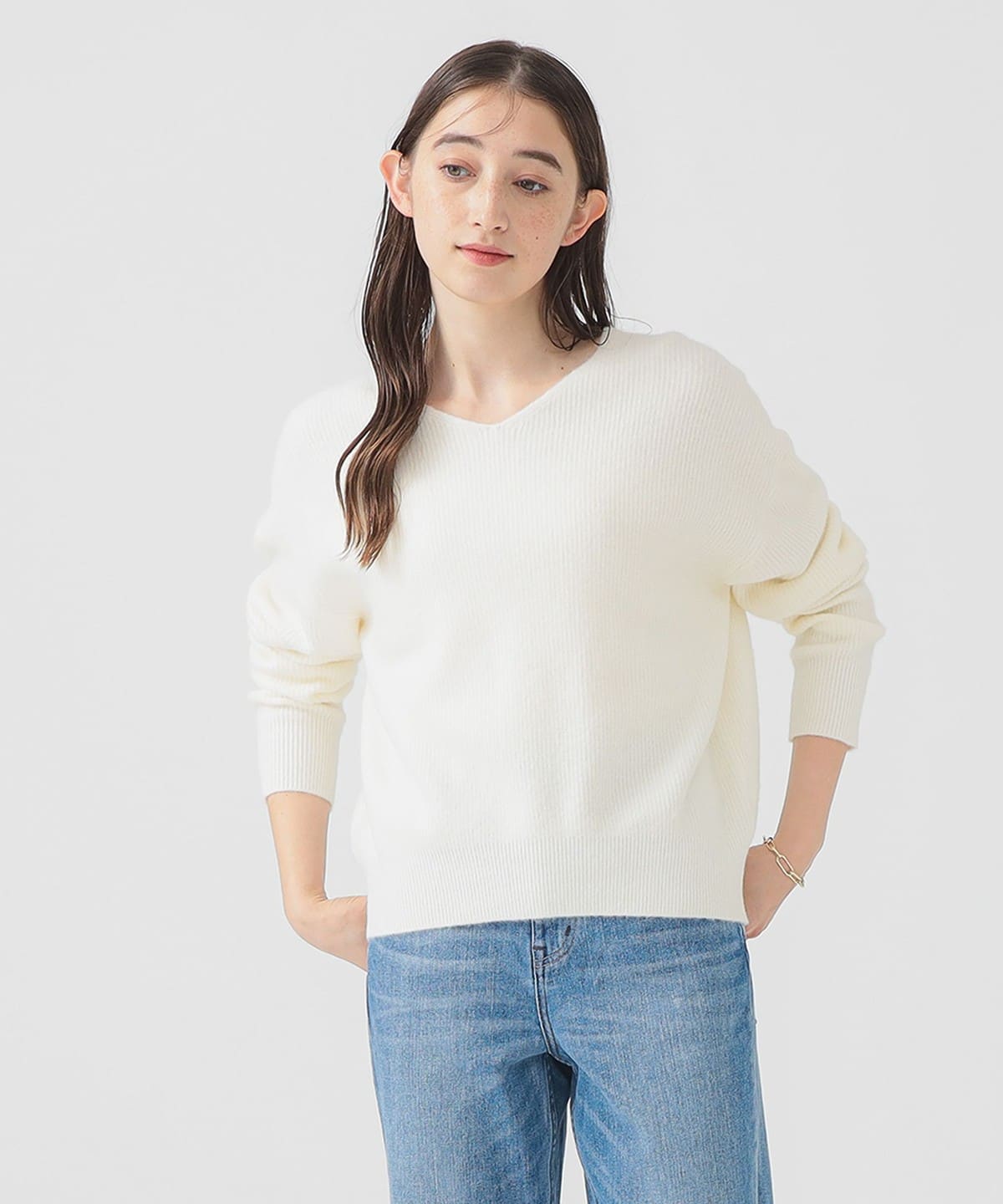 ヘアリー Vネック プルオーバー トップス WOMEN OFF WHITE ONE SIZE ヘアリー Vネック プルオーバー トップス WOMEN OFF WHITE ONE SIZE