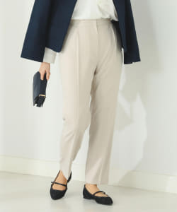 センタープレス テーパードパンツ