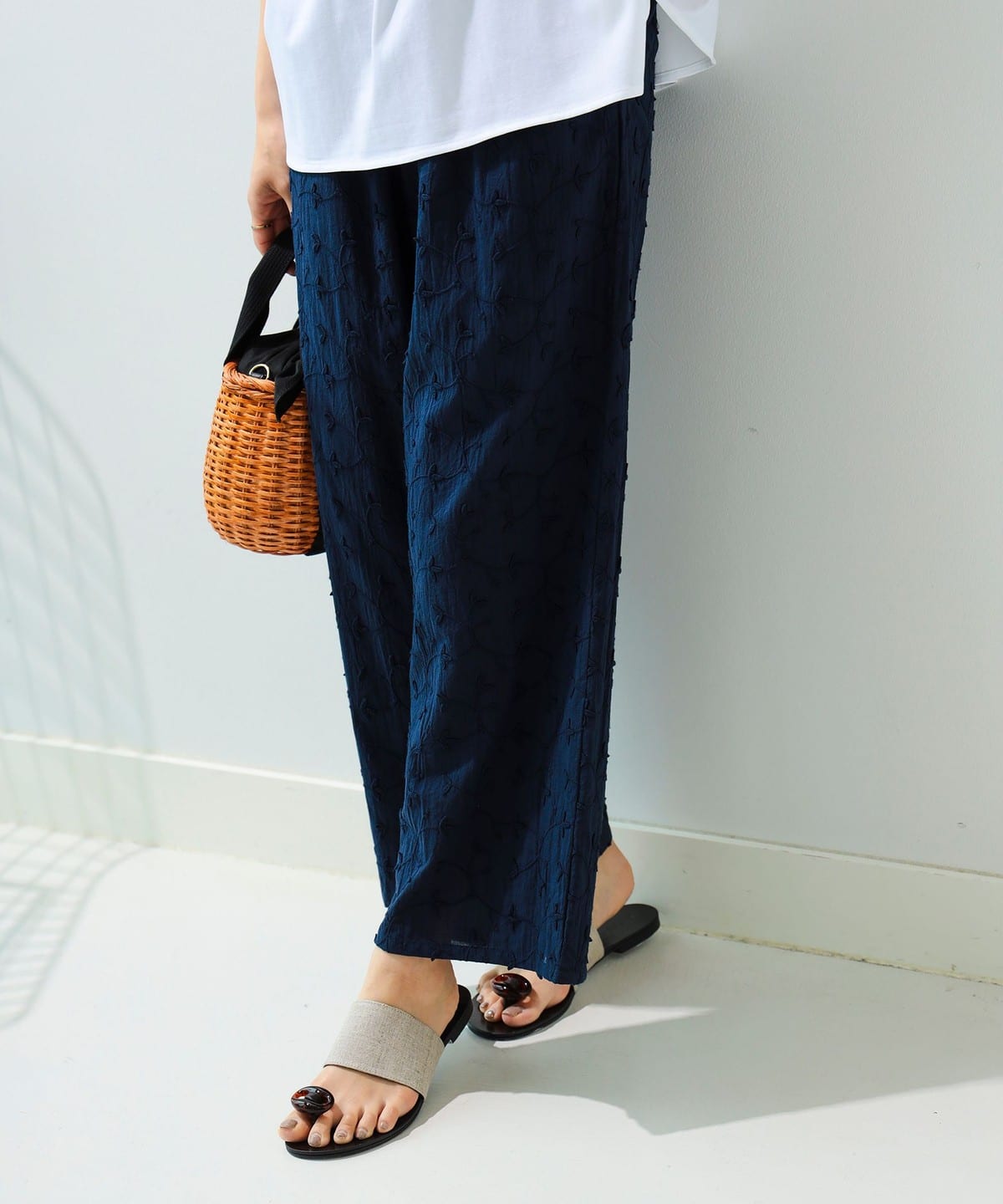 3D 刺繍 パンツ(S M) パンツ WOMEN NAVY M 3D 刺繍 パンツ(S M) パンツ WOMEN NAVY M